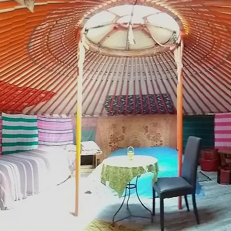Les yourtes de Bascot Vaylats Extérieur photo